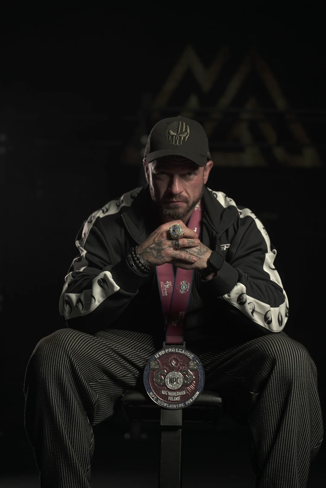 Mateusz Andrzejak z medalem zawodów sylwetkowych